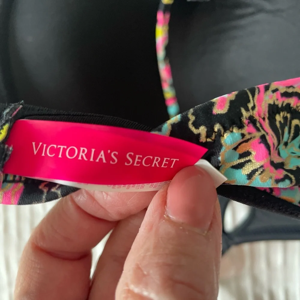 Victoria Secret Push up Bra halter